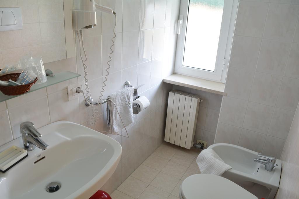 Villa Chiara Lazise Ngoại thất bức ảnh