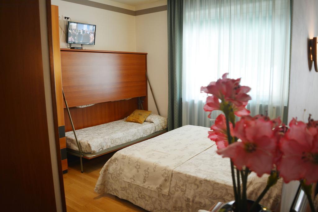 Villa Chiara Lazise Ngoại thất bức ảnh