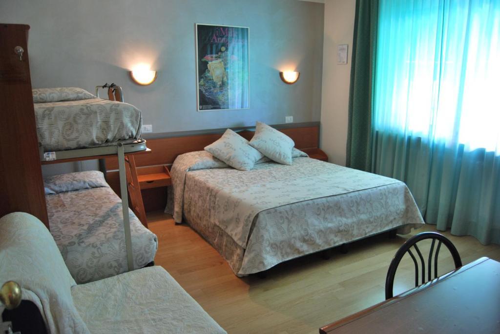Villa Chiara Lazise Phòng bức ảnh